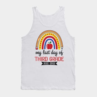 Hearts Rainbow Happy My Last Day Of Third Grade 2021 2022 Tank Top